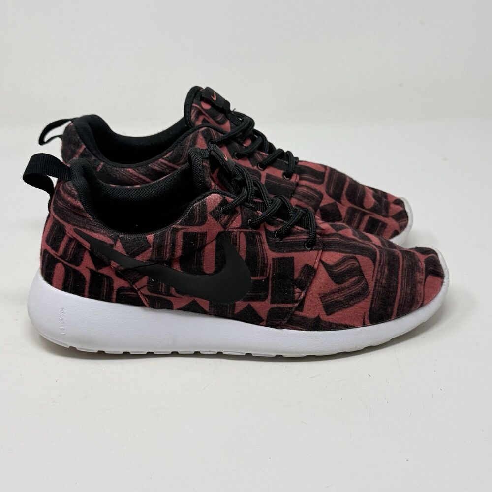 Nike Roshe One Print Sneakers Womens 7 Night Maroon Red Black Running Shoes